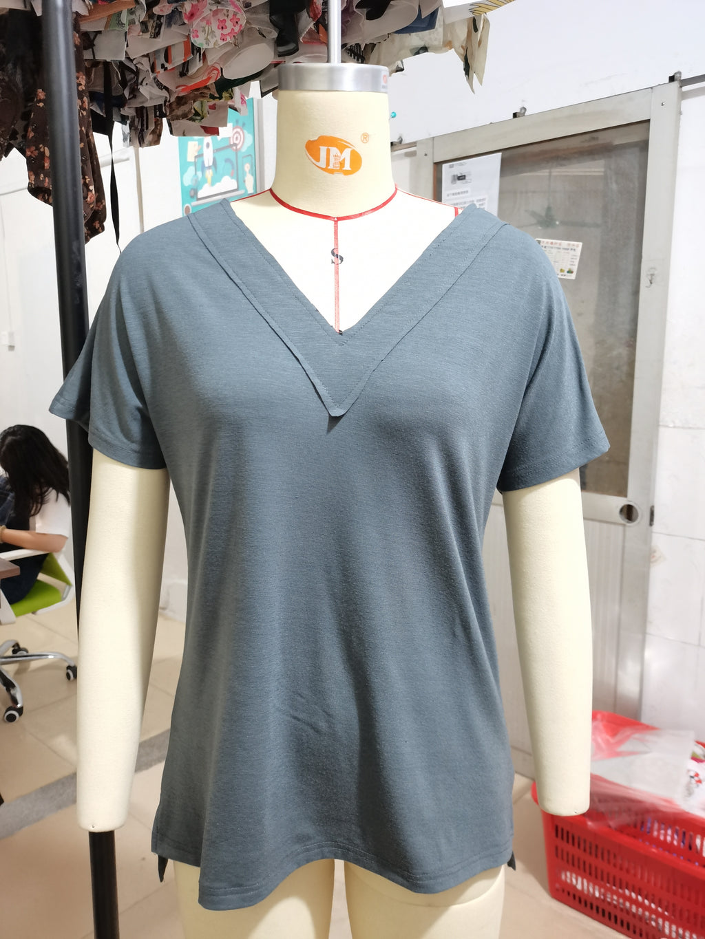 Women's Summer Wome Clothing Loose Fitting Plus Size V Neck Solid Color Short Sleeved T Shirt Women