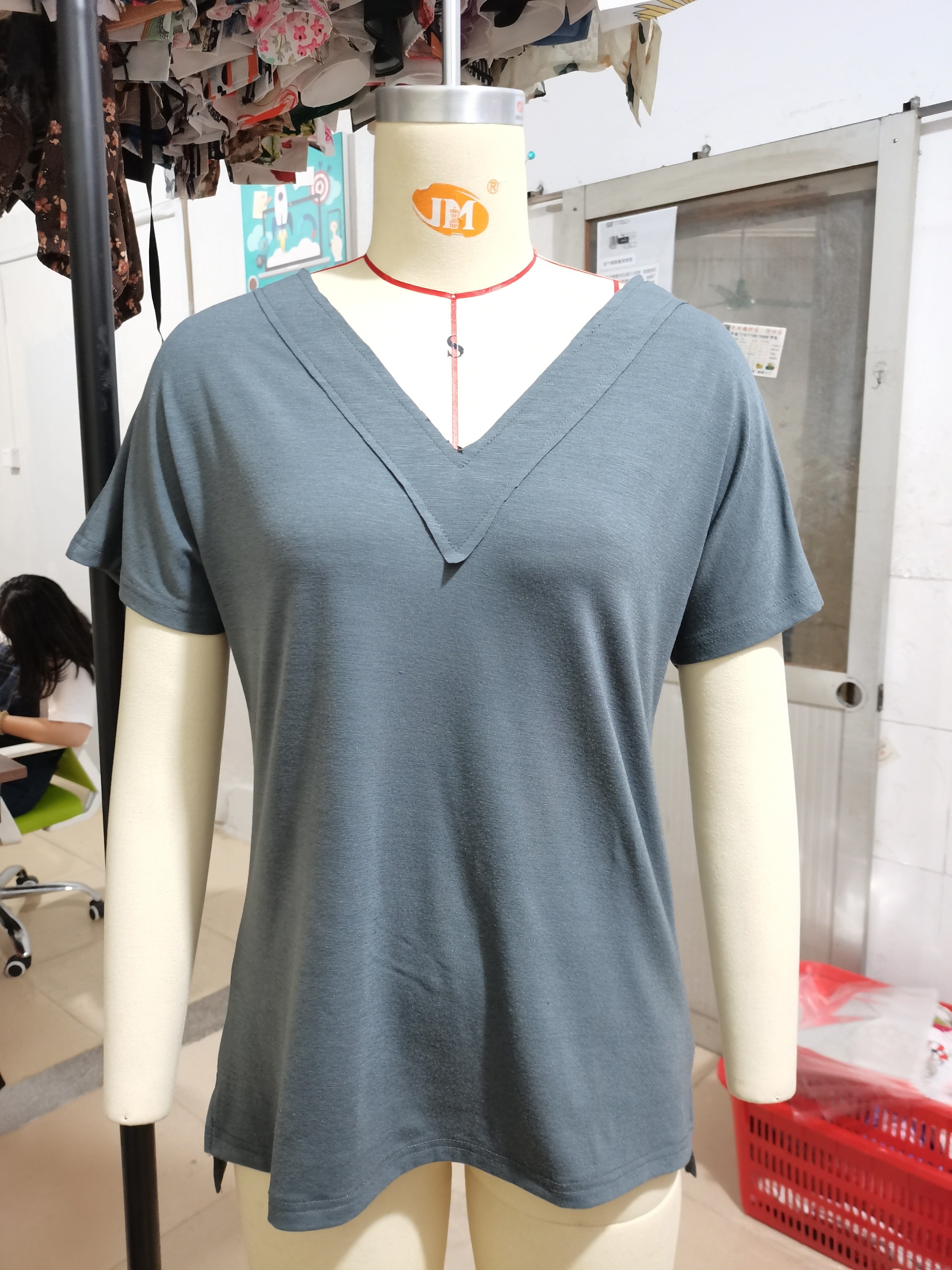Women's Summer Wome Clothing Loose Fitting Plus Size V Neck Solid Color Short Sleeved T Shirt Women