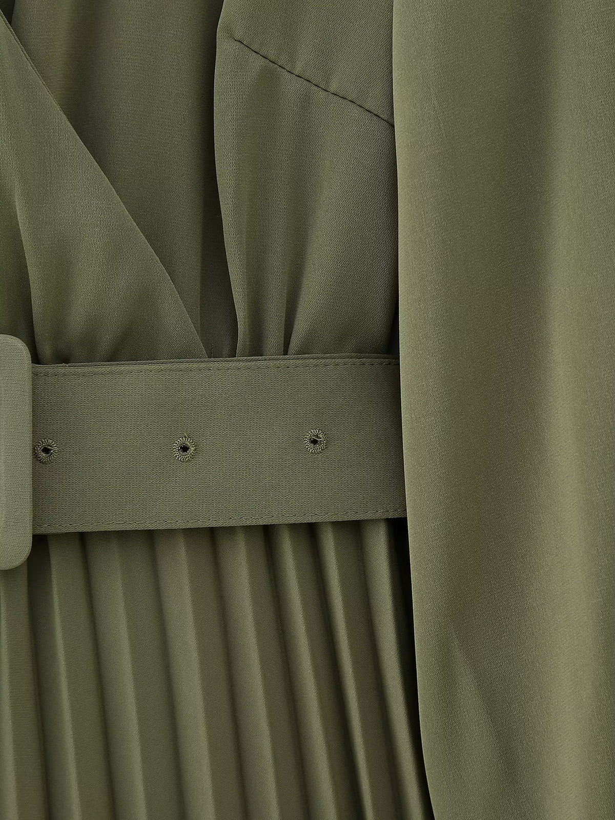 Winter V-Neck Belt Pleated Dress