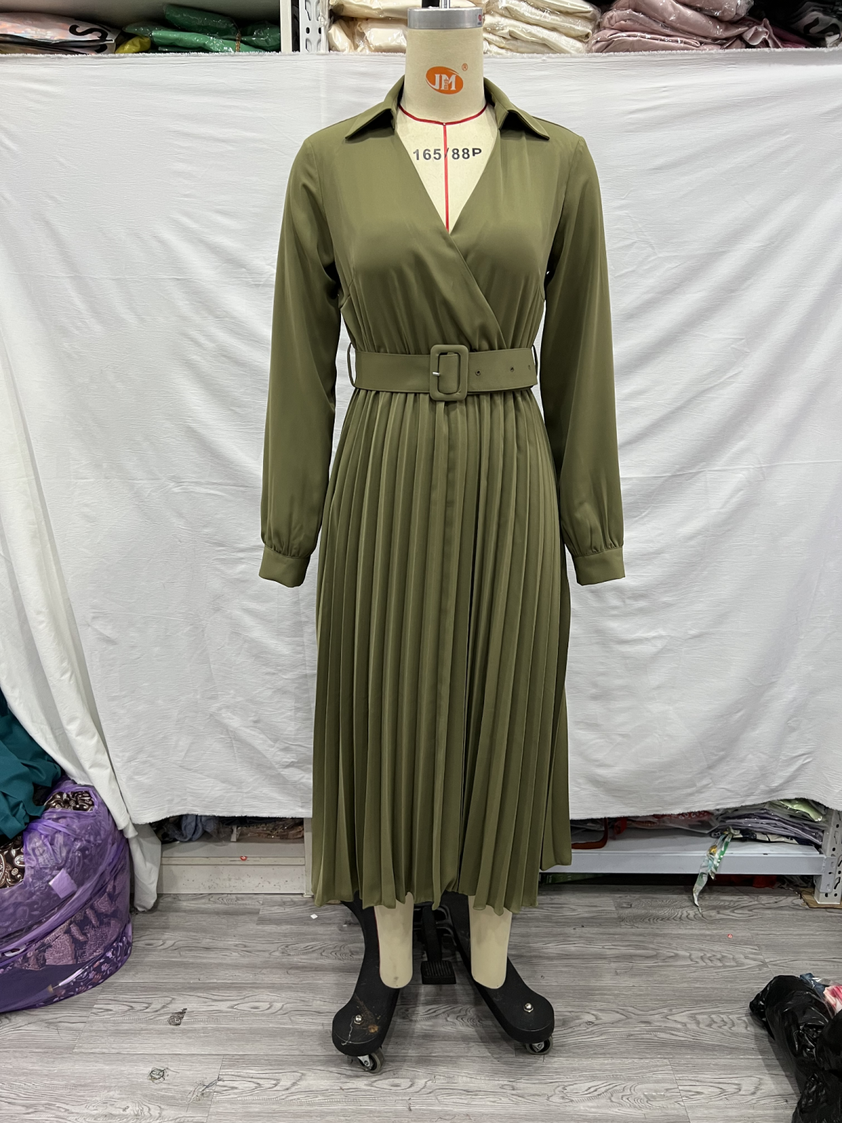 Winter V-Neck Belt Pleated Dress