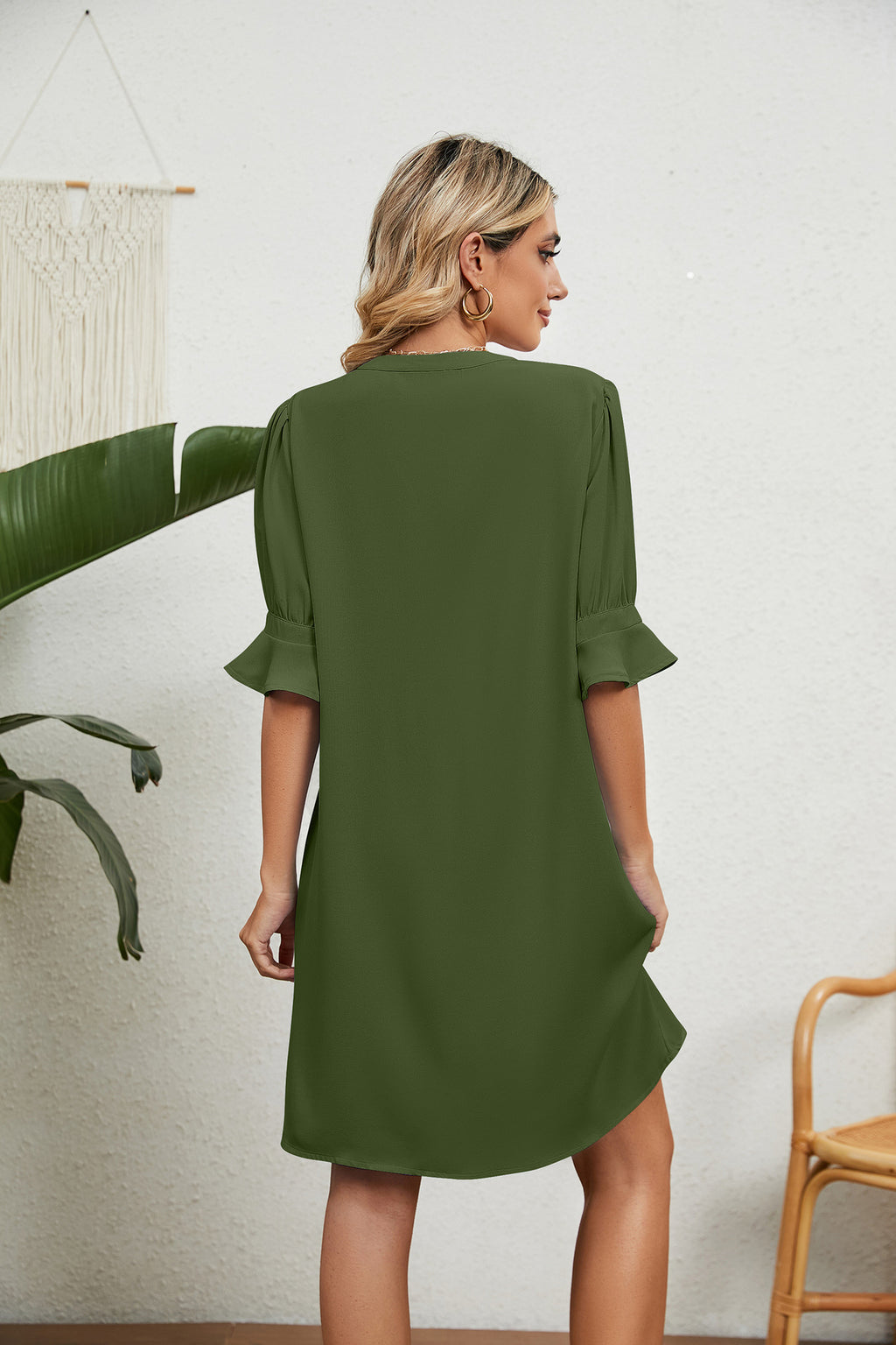 Summer Solid Color V-Neck Loose Pleated Half Length Sleeve Dress