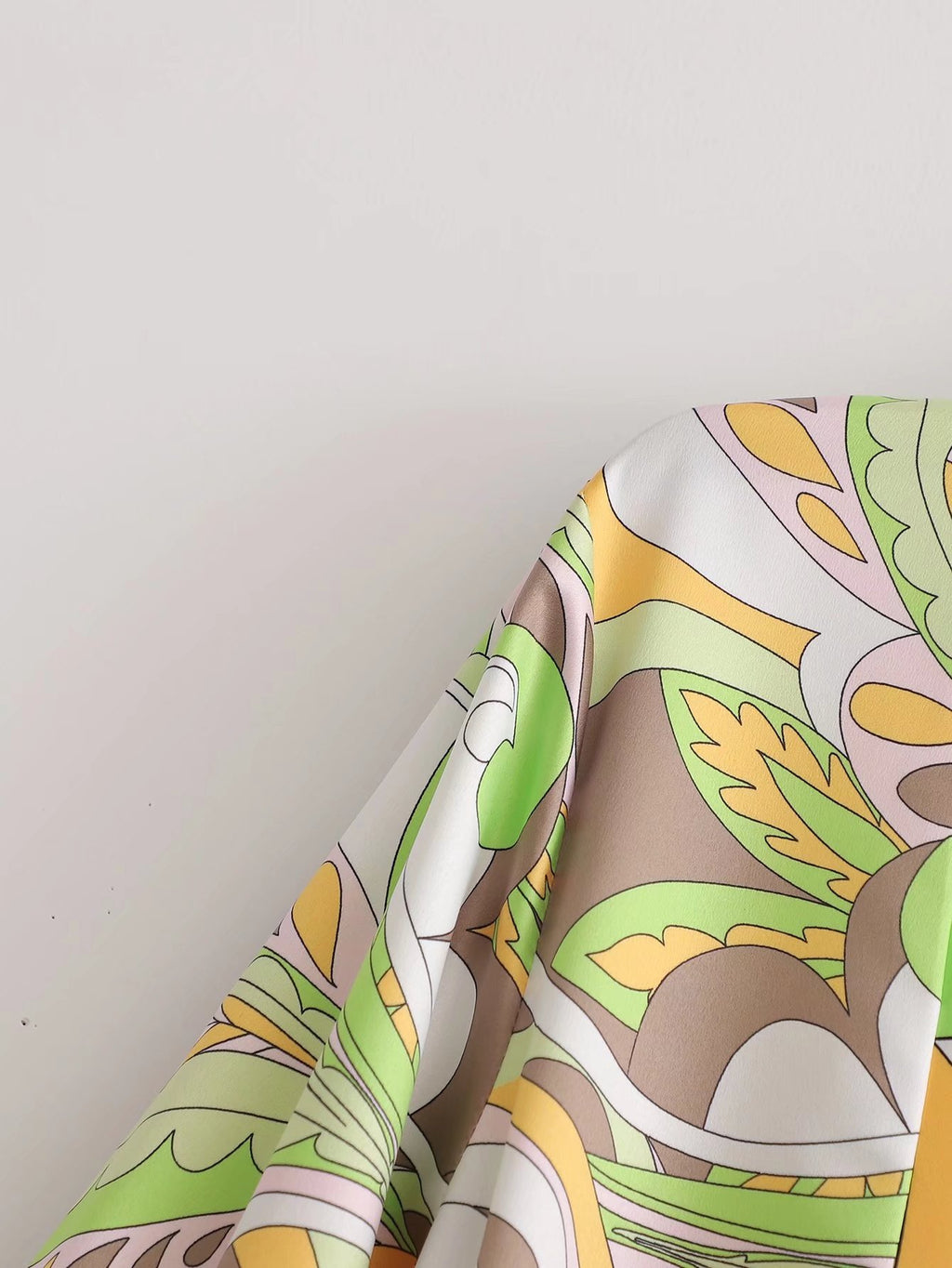 Vintage Printed V-Neck Midi Dress