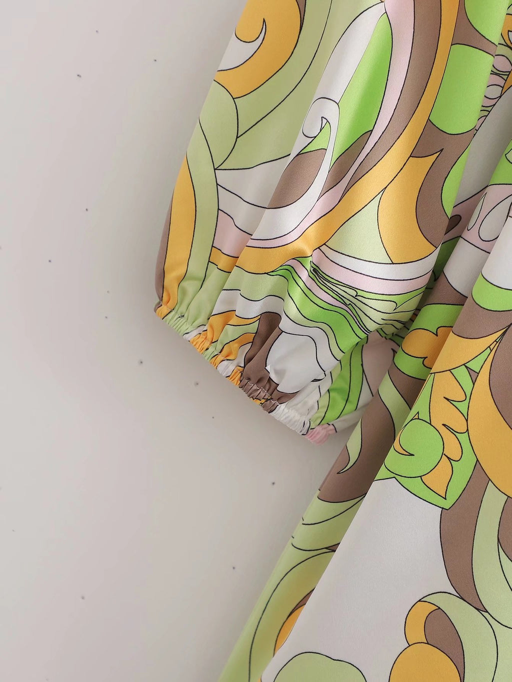 Vintage Printed V-Neck Midi Dress