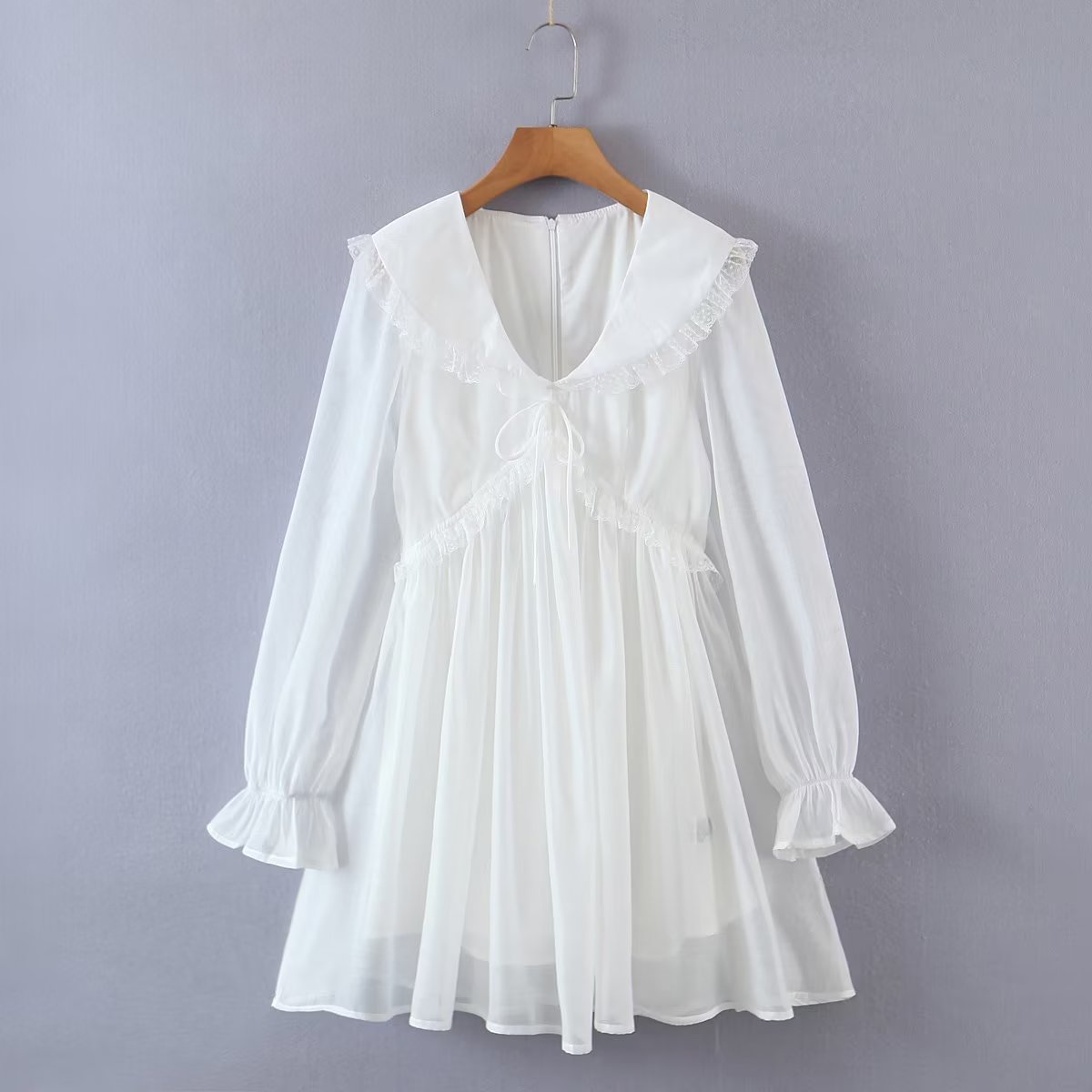 Women's Lace Peter Pan Collar Long Sleeve Mini Dress