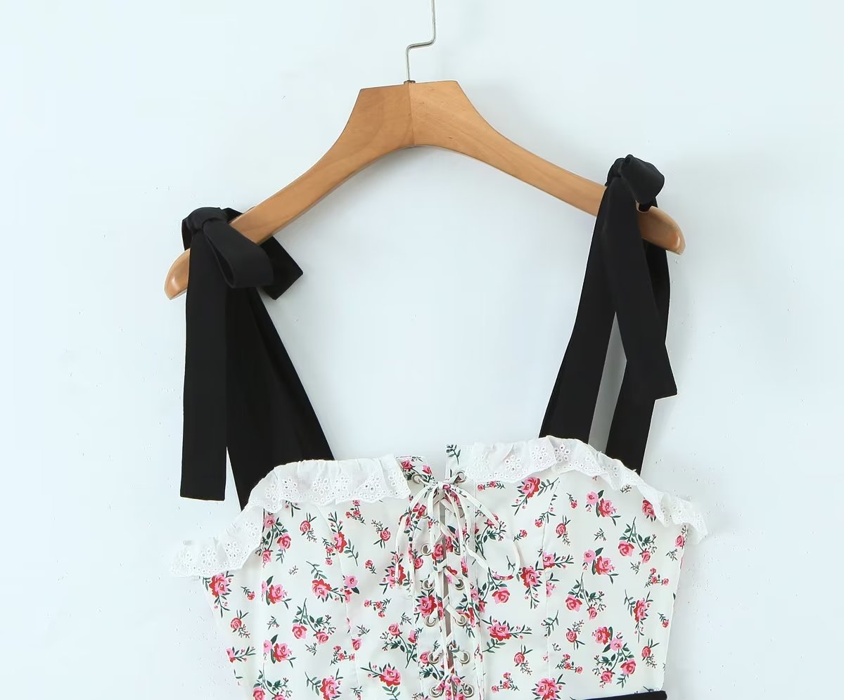 Women's Spring Lace Embroidered Large Swing Small Floral Dress