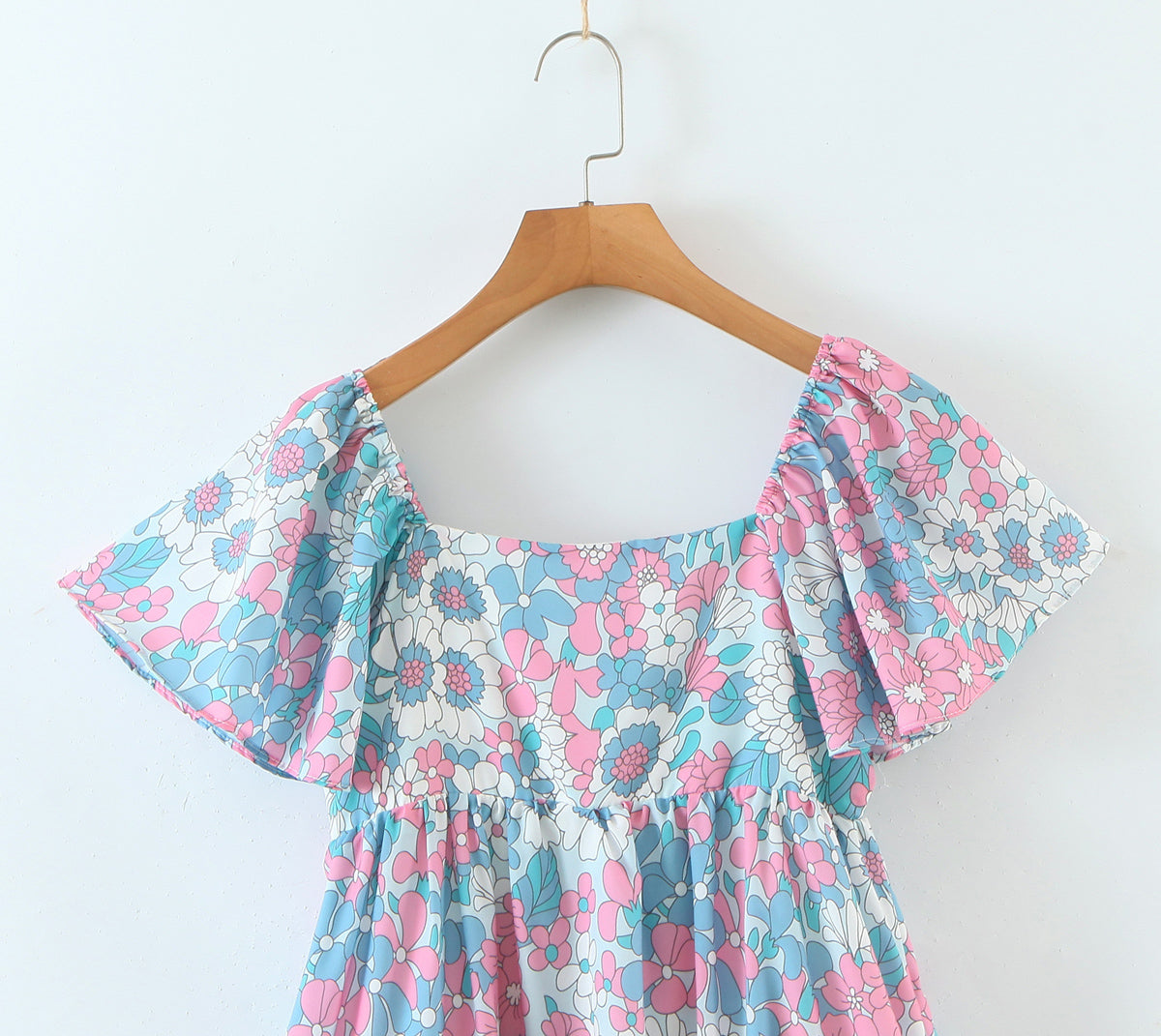 Women's Ruffle-Trim Floral Square-Neck Flutter-Sleeve Dress