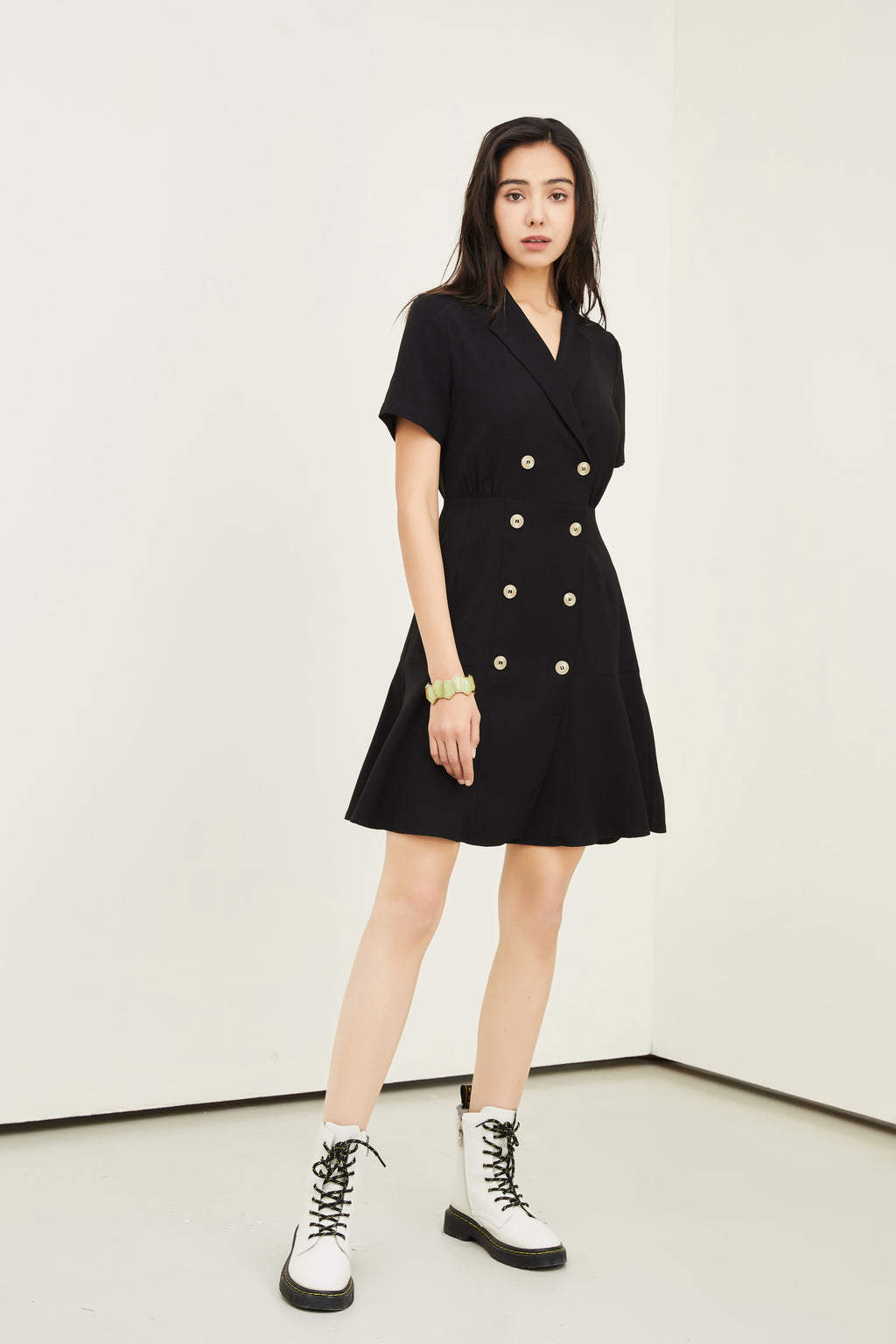 Women's Button-Front Collared Waist-Defined Dress
