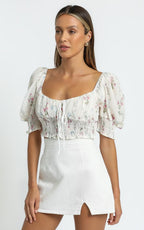 Women's Spring Puff Sleeve Gentle Lace Up Square Collar Short Floral Print Small Top