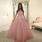 Women's Lace Wedding Dress
