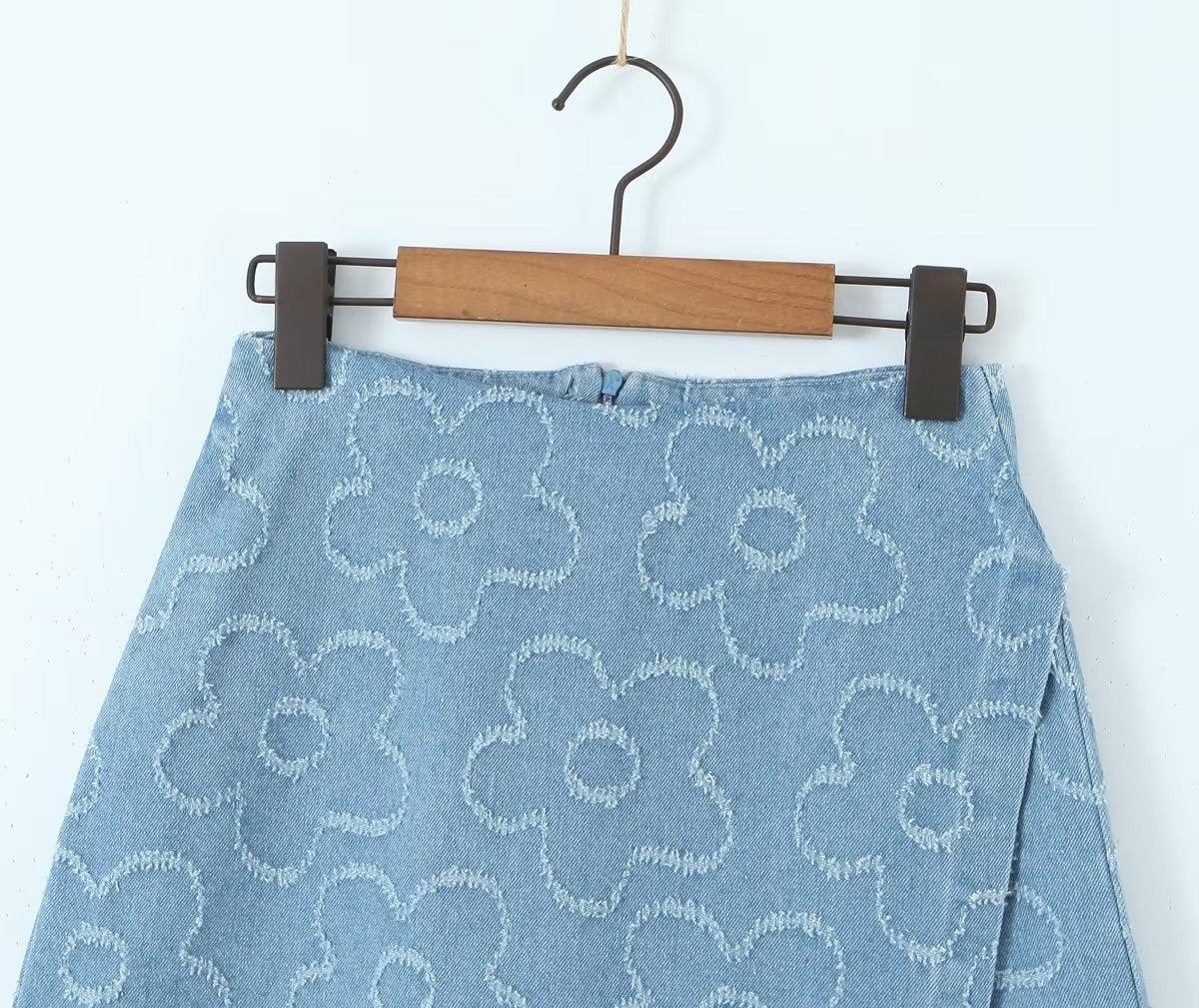 Women's Beard Washed Worn Denim Skirt