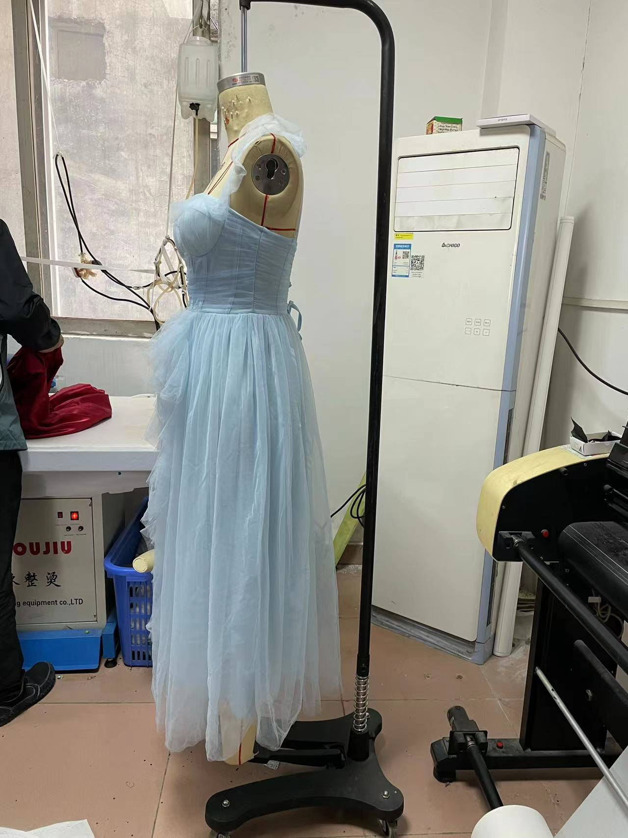 Women's Light Blue 3d Mesh Backless Cocktail Dress