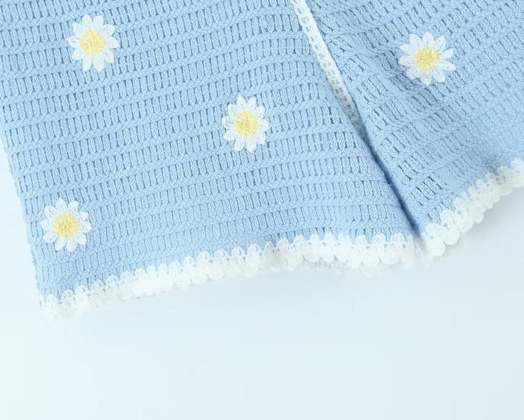 Homemade Southeast Asian Holiday Travel Little Daisy Crocheted Suit Knitted Sling With Shorts Two-Piece Set