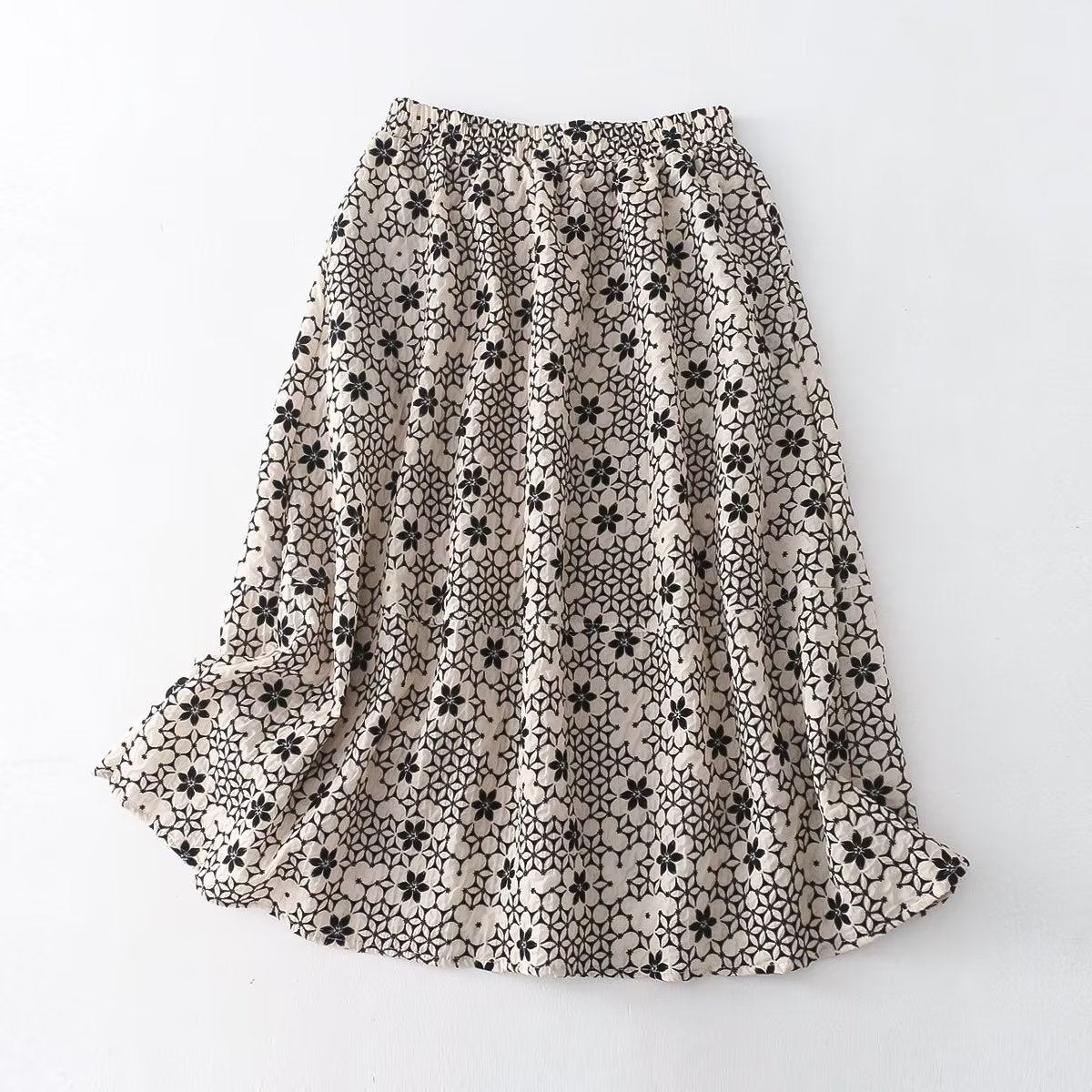 Women's Autumn Embossed Flocking Floral A-Line Skirt Autumn