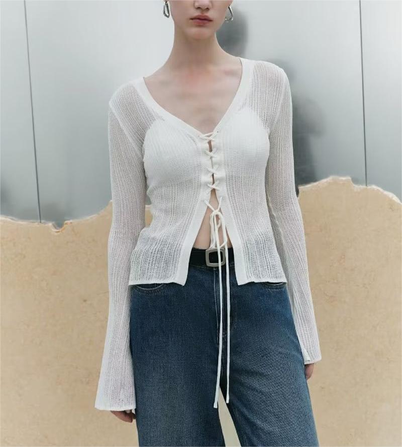 V-Neck Lace-Up Slim Fit Long Sleeve Top