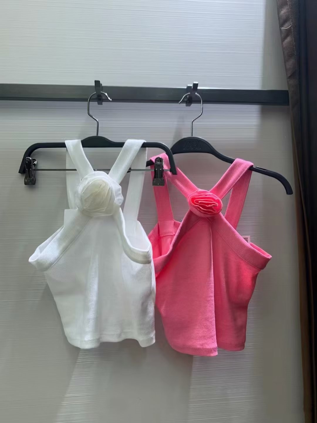 's Street Hanging Collar Knitted Vest Top