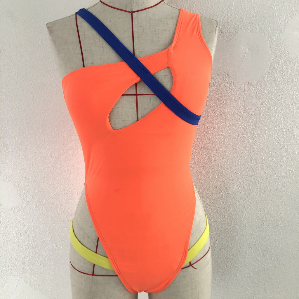 Oblique Shoulder One-piece Swimwear
