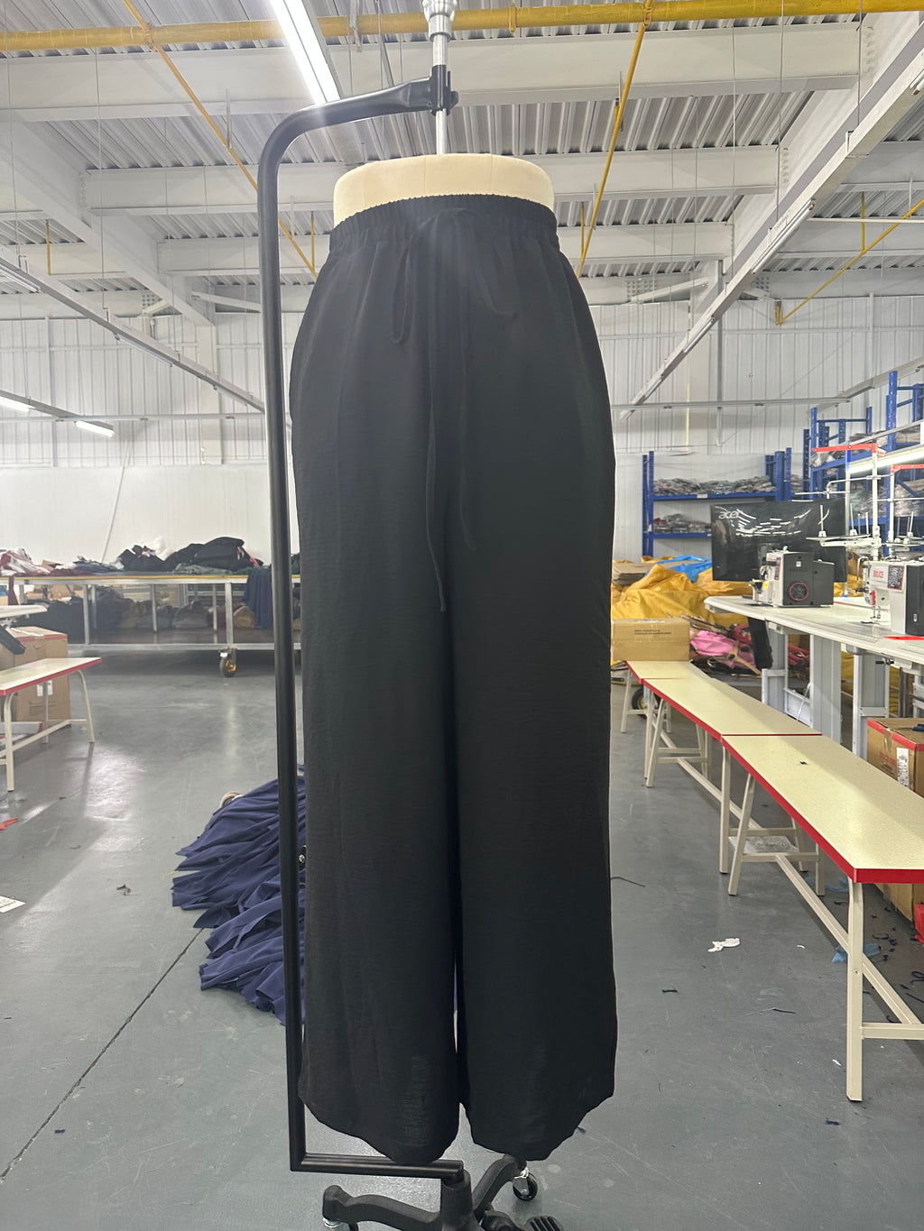 Women's Solid-Color Wide-Leg Pants
