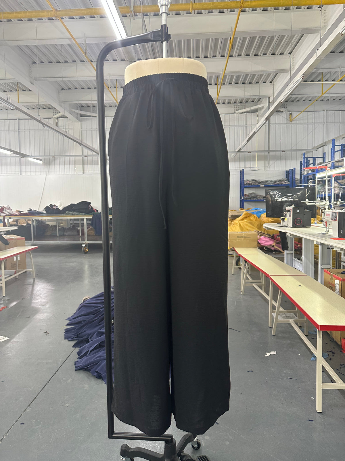 Women's Solid-Color Wide-Leg Pants