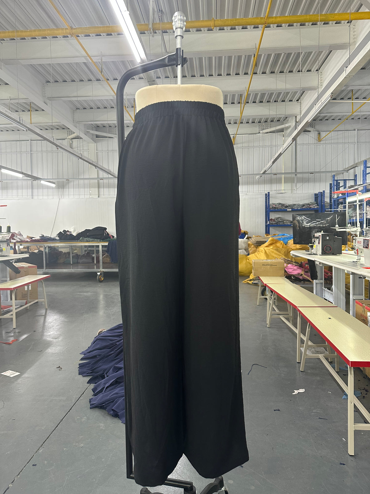 Women's Solid-Color Wide-Leg Pants