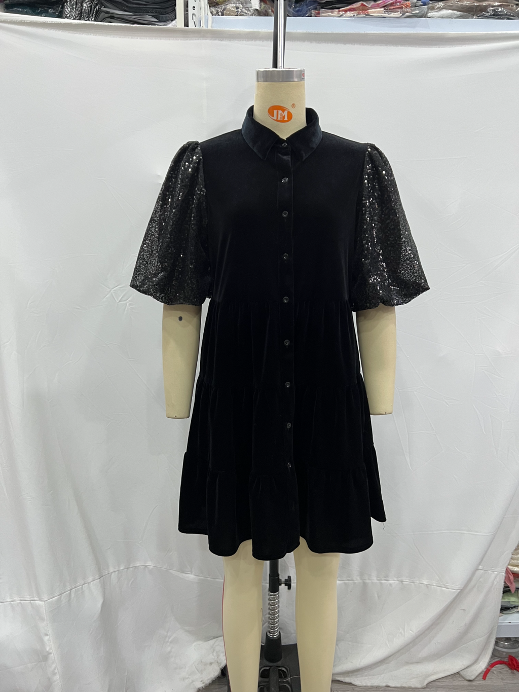 Loose Sequin Stitching Velvet Short Sleeve Dress