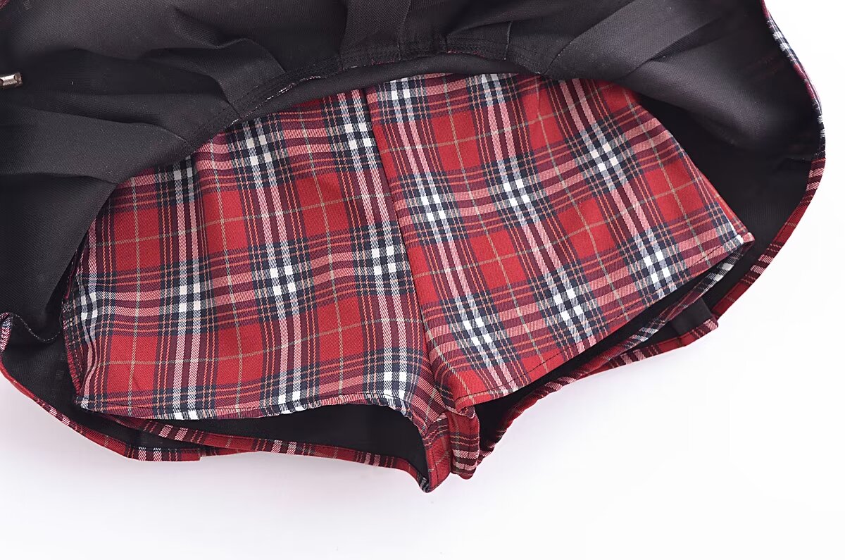 Women's Pleated French Plaid Shorts