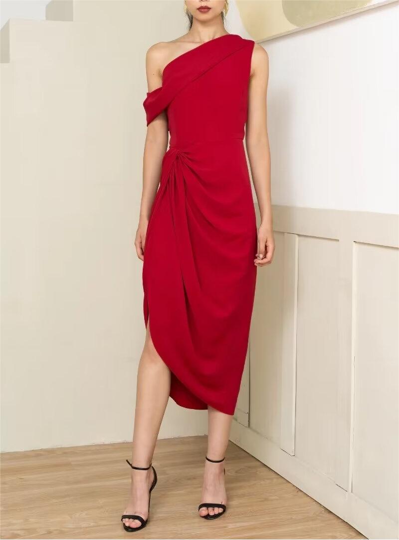 Women's One-Shoulder Asymmetric Split Sleeveless Dress