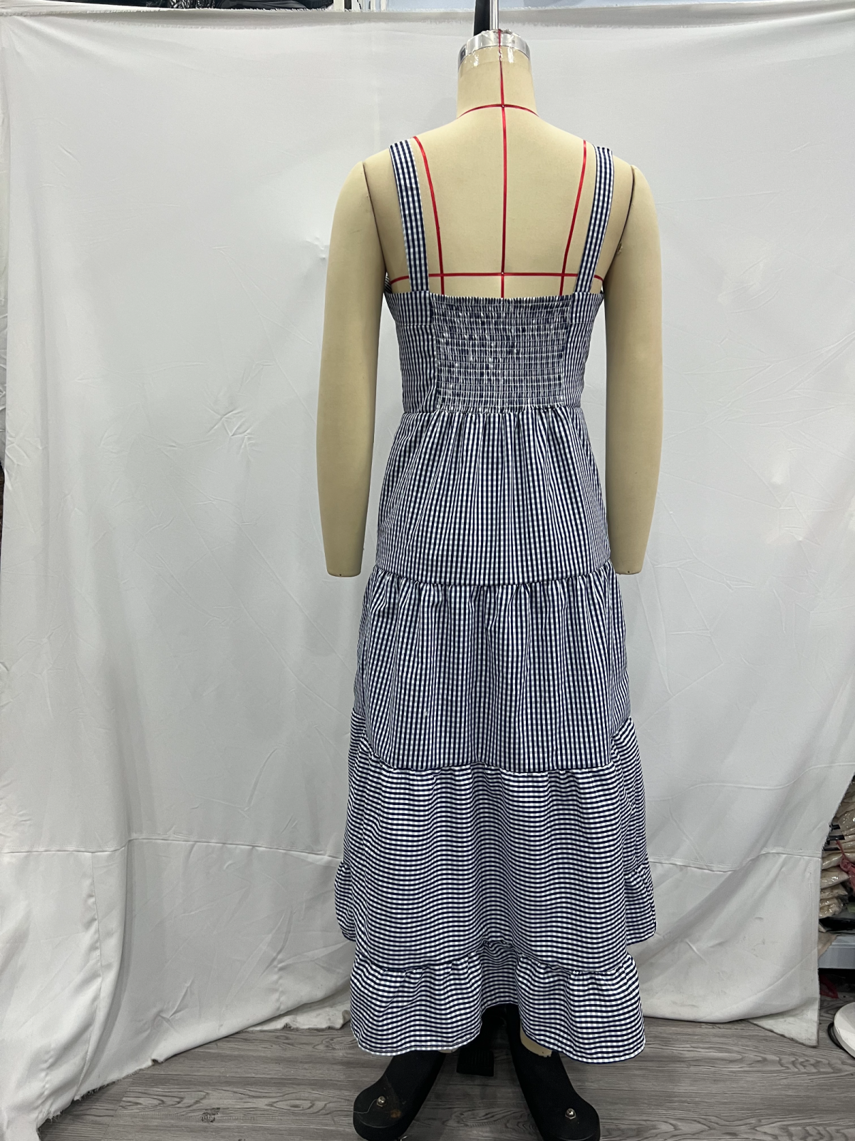 Casual Lobster Embroidery Pattern Pigeon Camisole Dress
