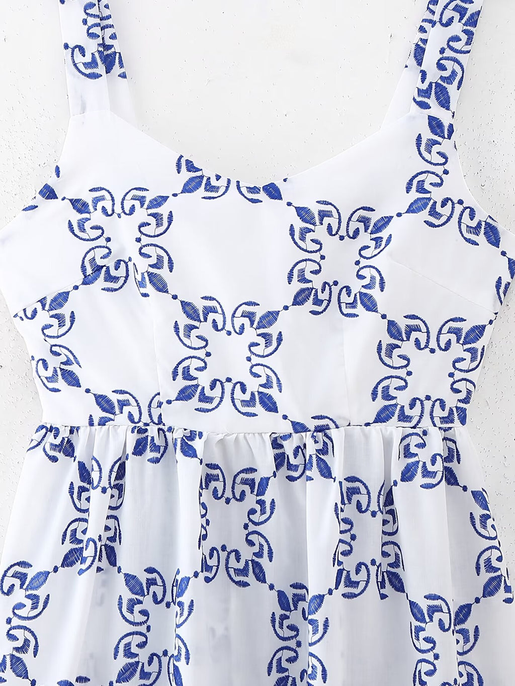 Women's French Embroidered Slim Hip Spaghetti Strap Maxi Dress