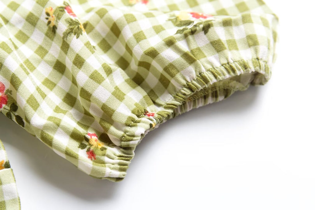 Women's Green Plaid Smocked Cropped Top