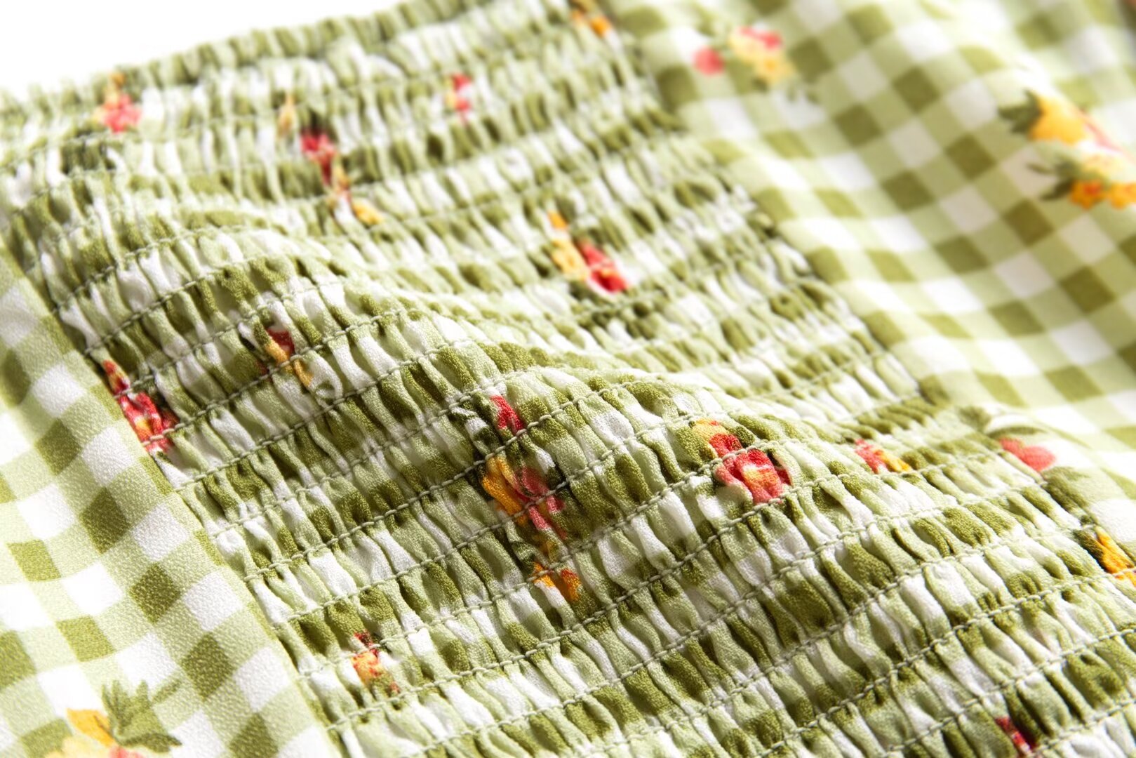 Women's Green Plaid Smocked Cropped Top