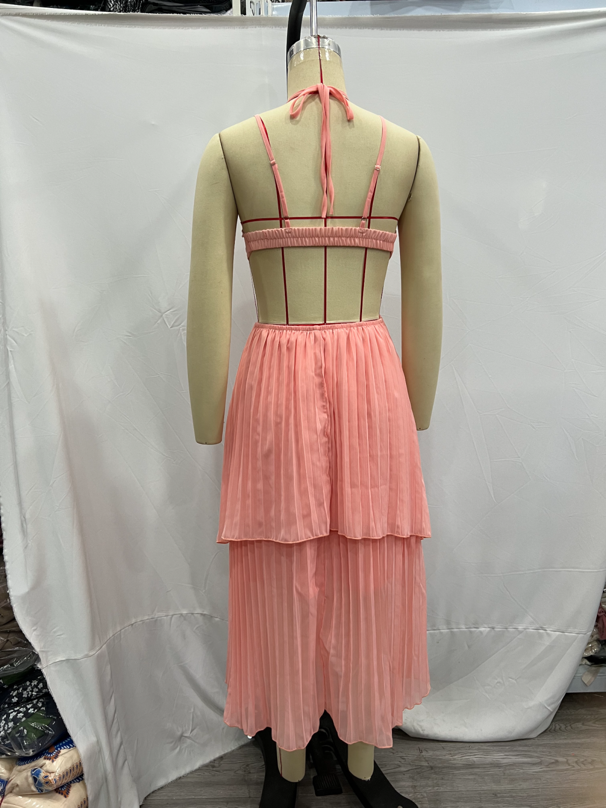 Women's Backless Pleated Chiffon Strap Dress