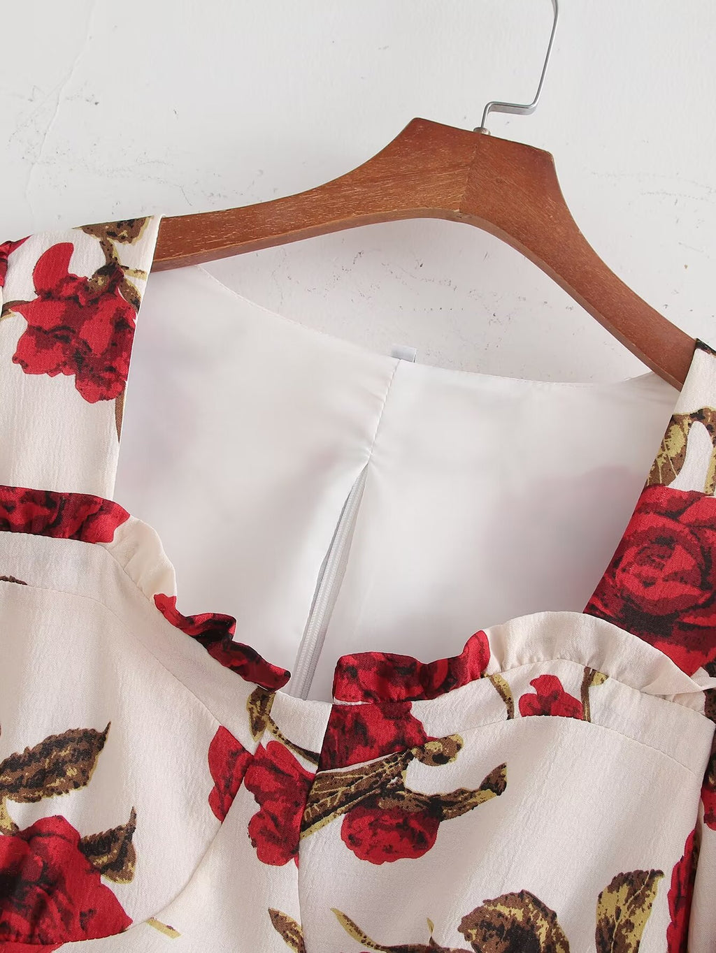 Women's Rose Print Square-Neck Long Sleeve Top