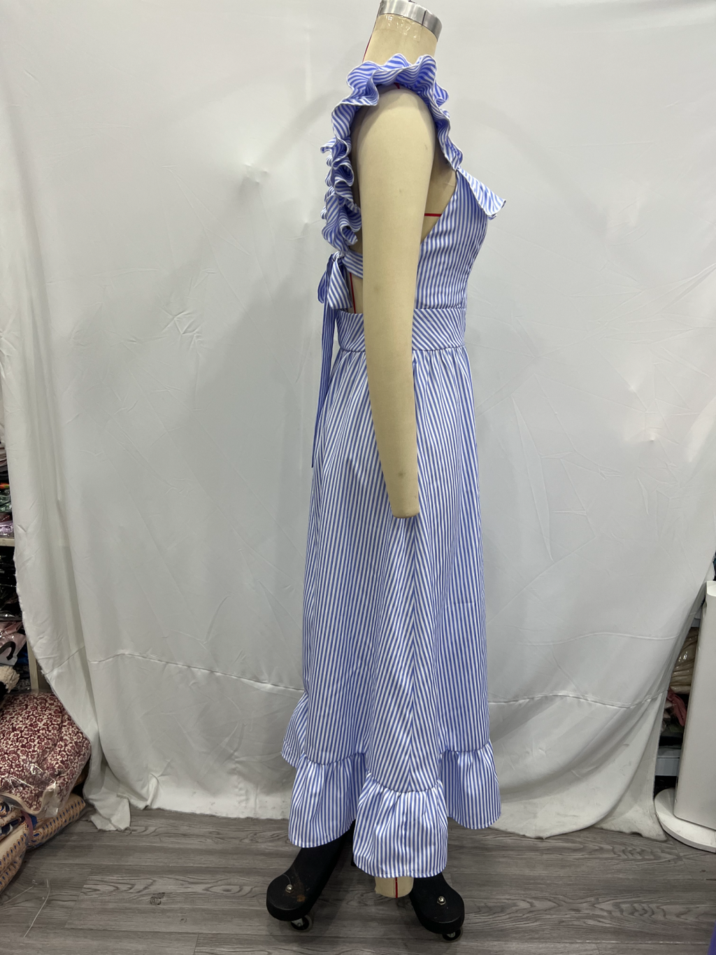 Women's Plaid Sleeveless Ruffle Dress