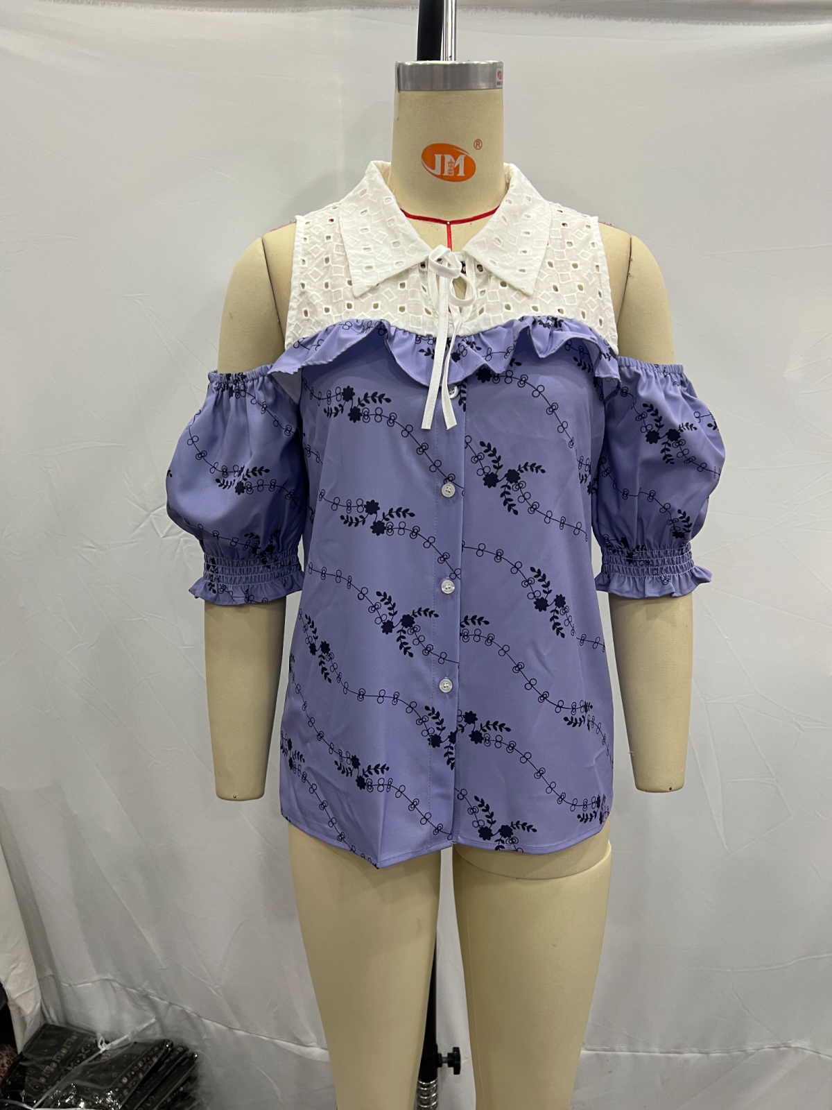 Women's Lace Decorative Stitching Shirts