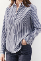 Women's Loose Long Sleeves Contrast Color Neckline Poplin Shirt