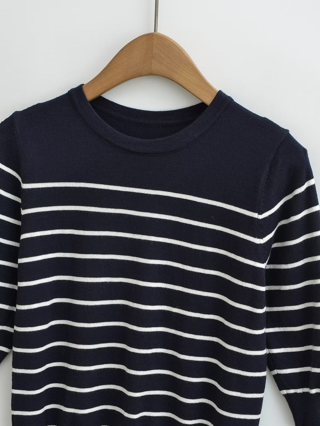 Women’s Contrast Stripe Knit Short Sleeve Top