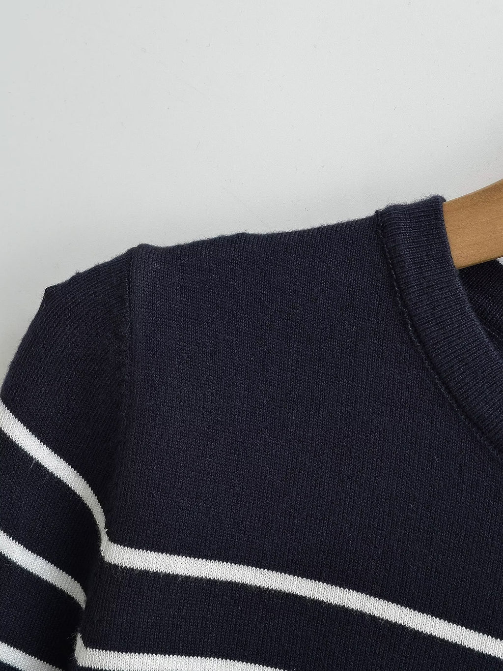 Women’s Contrast Stripe Knit Short Sleeve Top