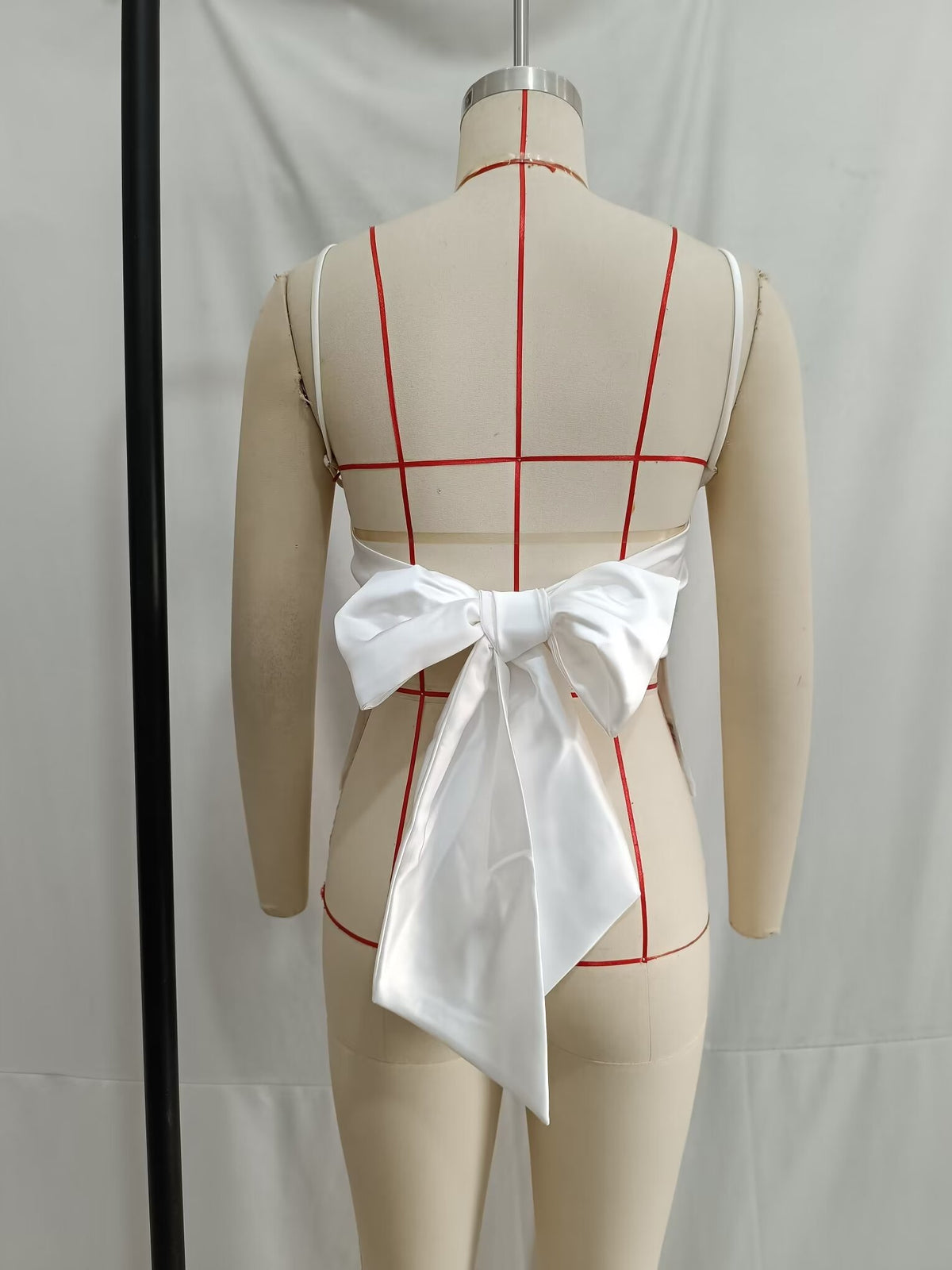 Women's Solid Color Slim Back Strap Decorative Sling