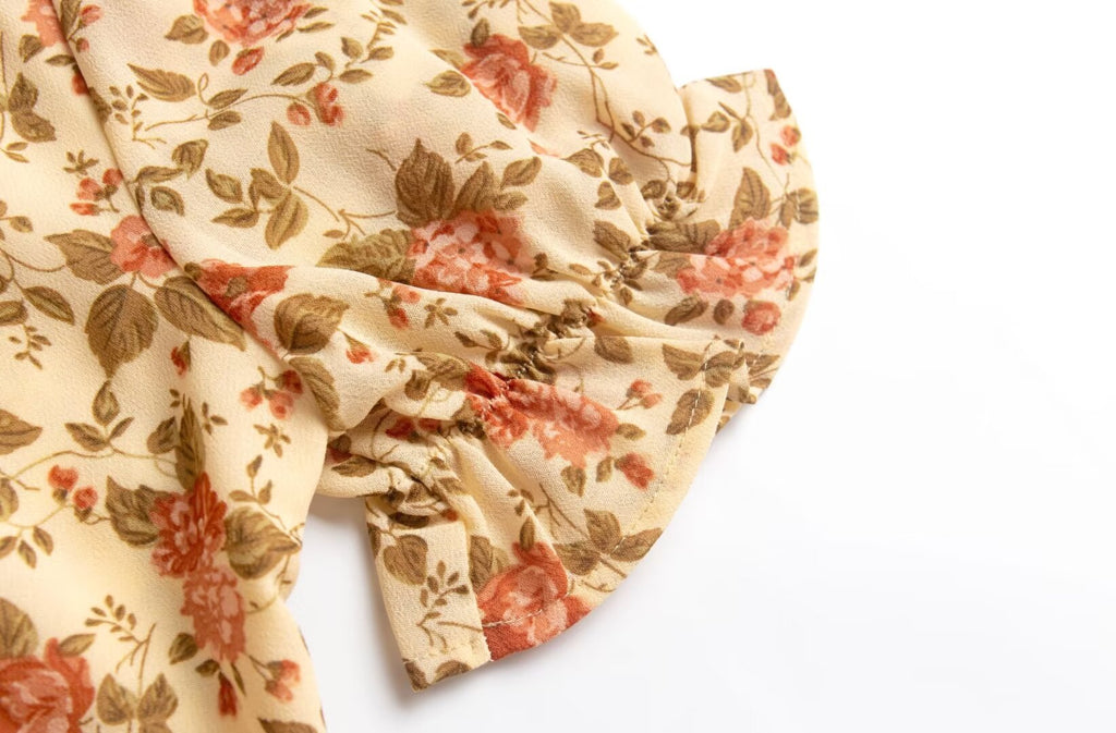 Women’s Floral Pleated Square Neck Pullover Top