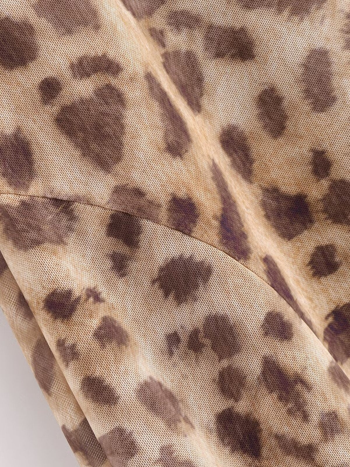 Elegant Leopard Print Strapless Dress