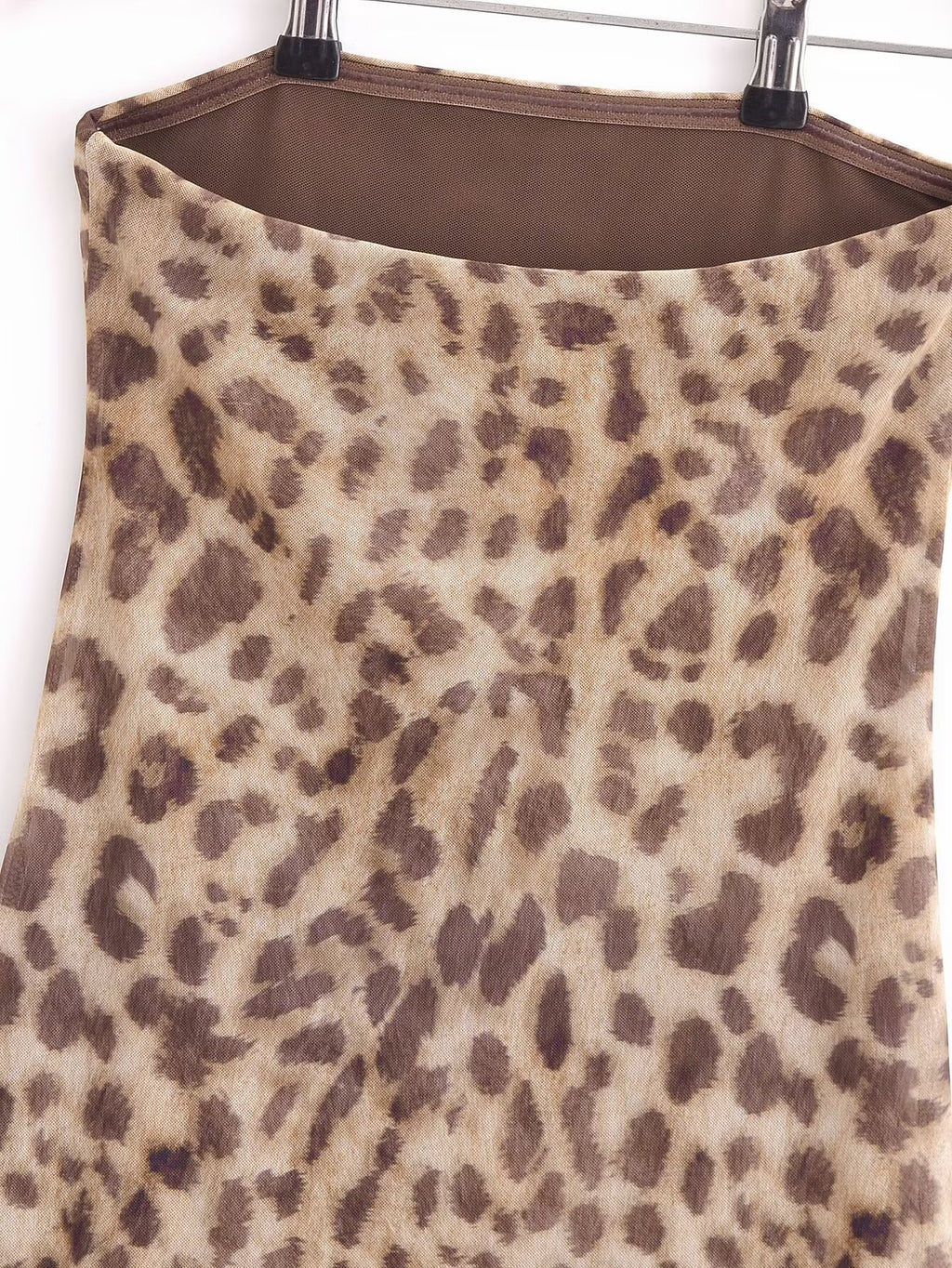 Elegant Leopard Print Strapless Dress