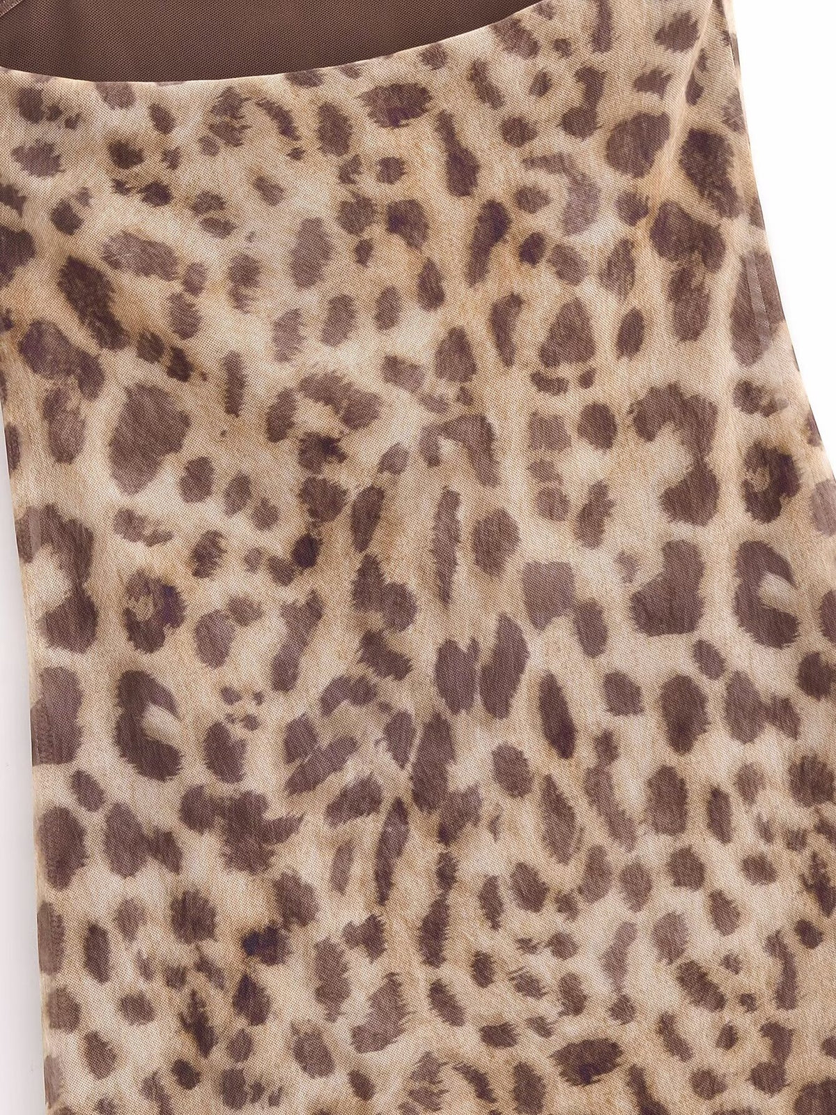 Elegant Leopard Print Strapless Dress