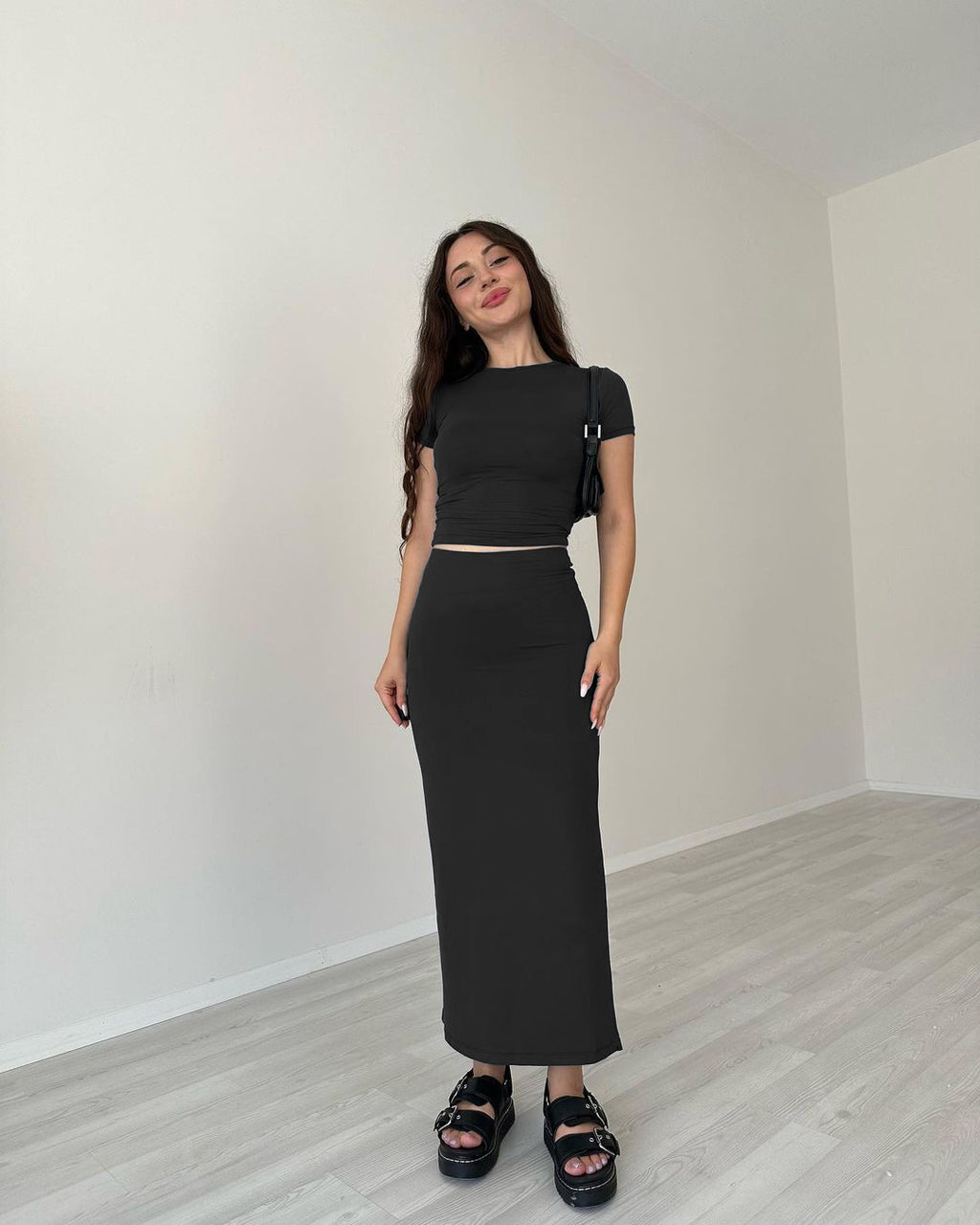 Women's Summer Solid Color Round Top and Skirt Two-Piece Set