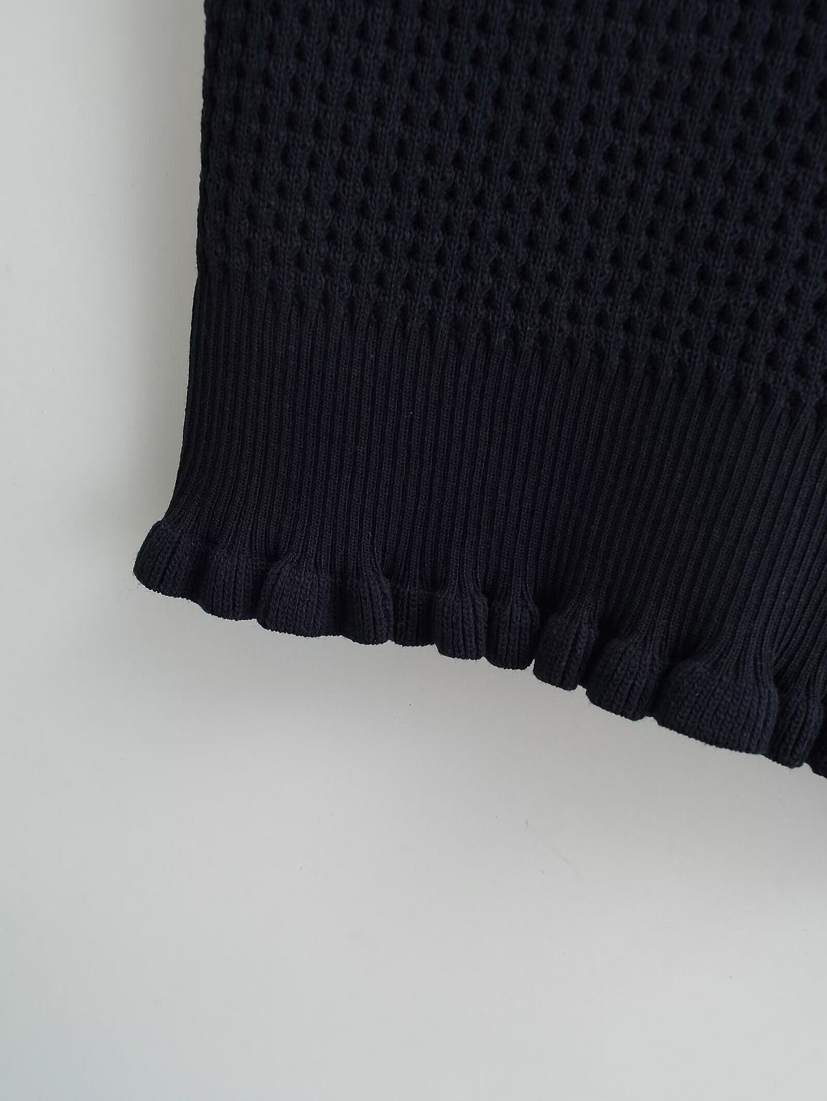 French Wooden Ear Color Matching Knitted Camisole Chic
