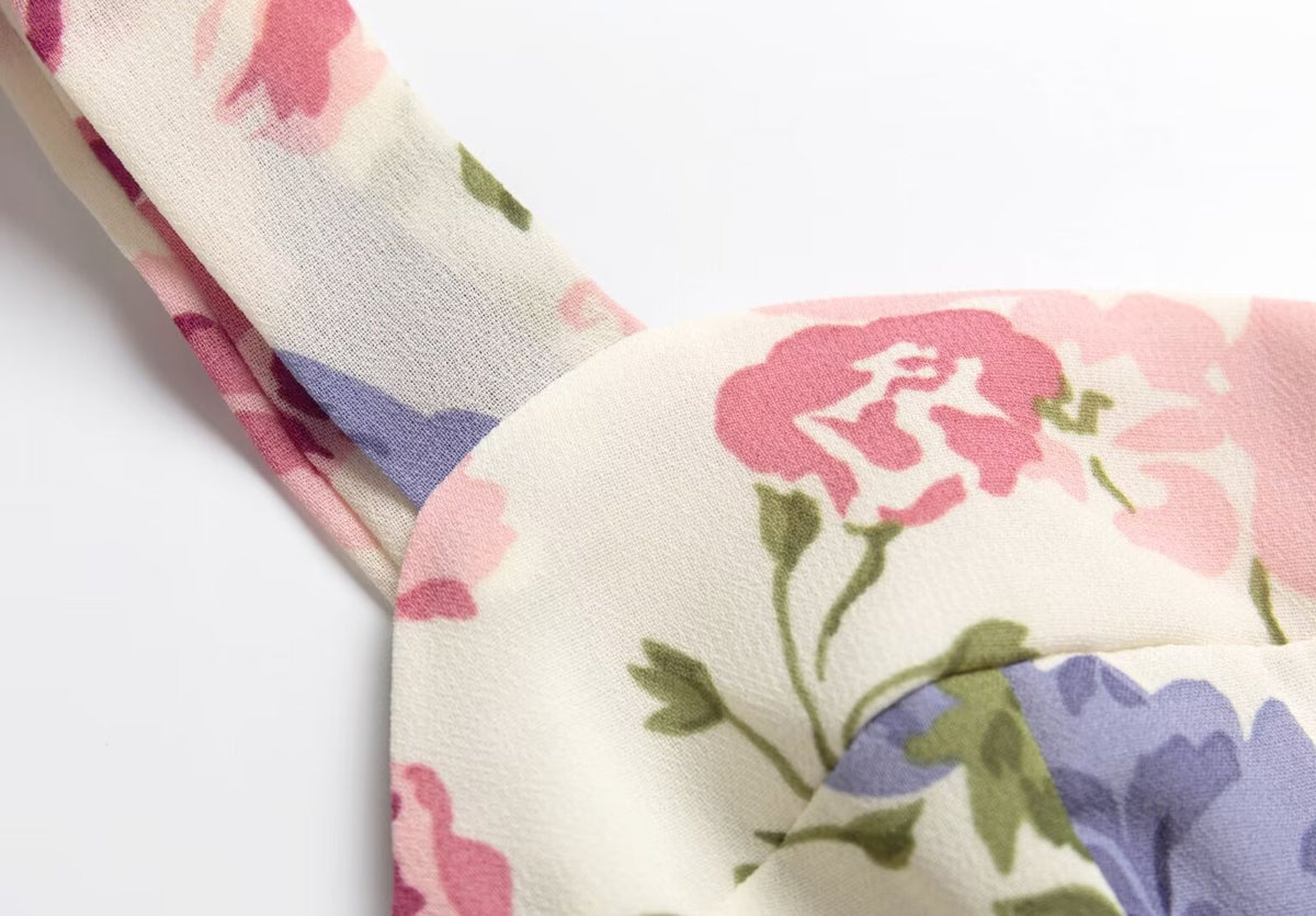 Women's Floral V-Neck Waist-defining Dress