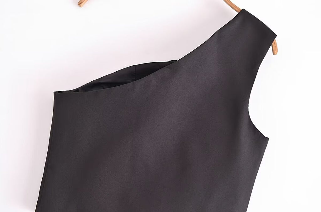 Early Slim Fit Asymmetric Vest Top