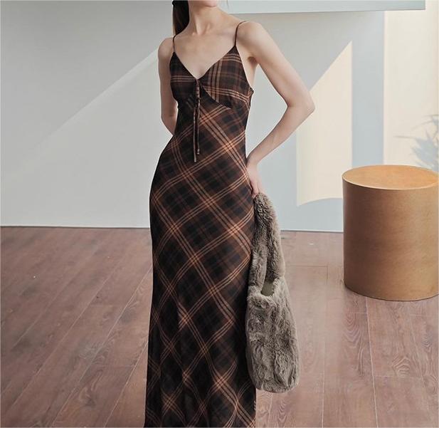 Retro Plaid Spaghetti-Strap Dress