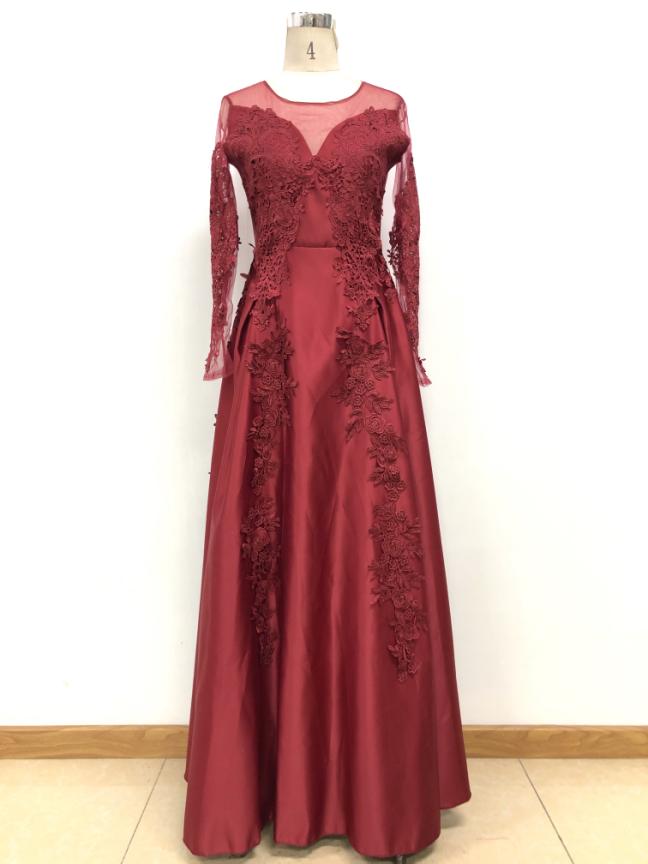 Women's Crew-Neck Lace Long-Sleeve Evening Dress