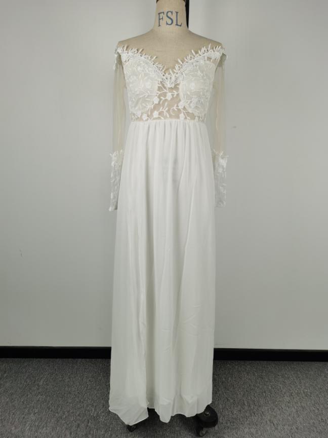 Women's Long-Sleeve Lace Wedding Dress