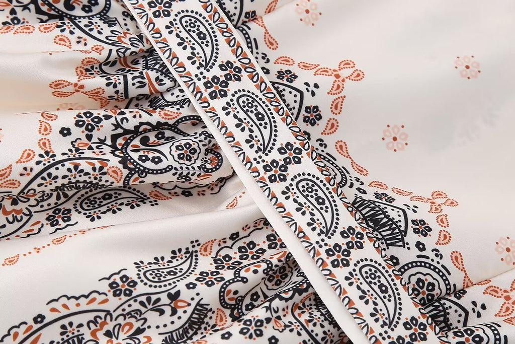 Puff-Sleeve-Print Dress